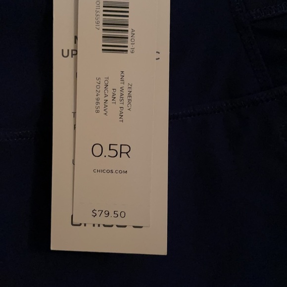 NWT Chico’s Zenergy Navy pants size 0.5R - Picture 3 of 4